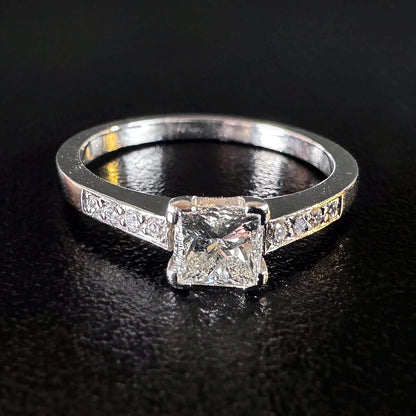 18ct Gold Diamond Ring – 0.40ct – VS2